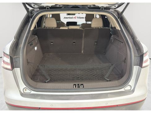 Used 2023 Lincoln Nautilus FWD w/ Premium Package image 24