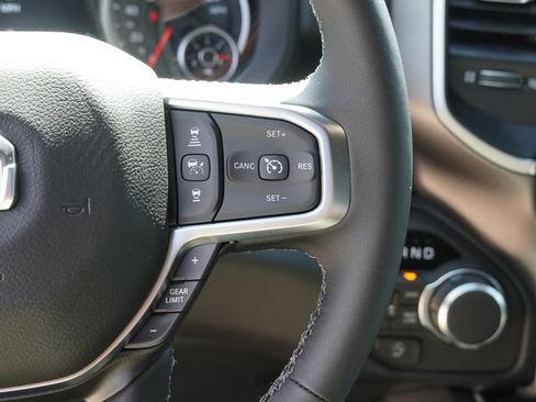 New 2026 RAM 1500 4x4 Crew Cab image 28