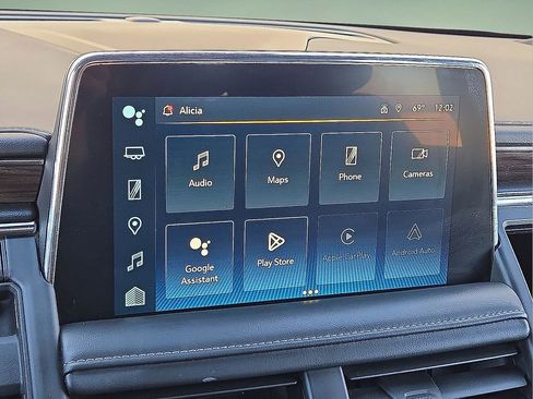 Used 2023 Chevrolet Suburban LT image 29