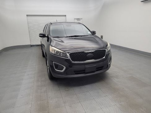 Used 2016 Kia Sorento L image 14