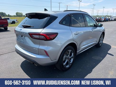 Used 2024 Ford Escape ST-Line w/ Tech Pack #1 AWD/4WD image 5