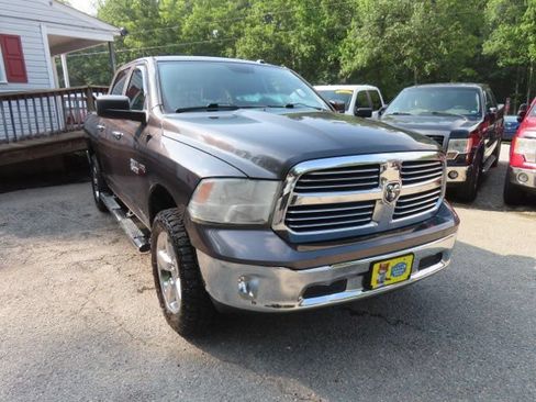 Used 2015 RAM 1500 Big Horn AWD/4WD image 4