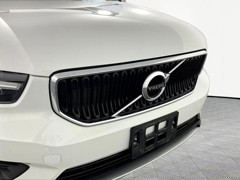 Used 2019 Volvo XC40 T5 Momentum AWD/4WD image 32