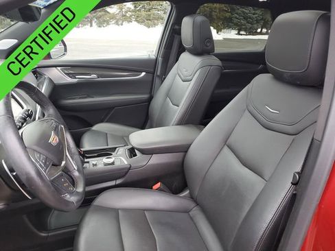 Used 2023 Cadillac XT5 Sportv w/ Technology Package image 21