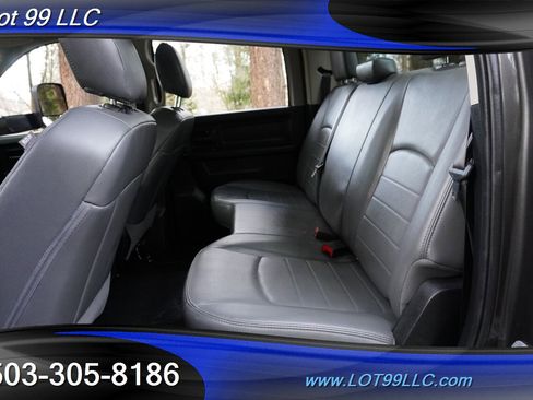 Used 2018 RAM 2500 Tradesman w/ Chrome Appearance Group image 14