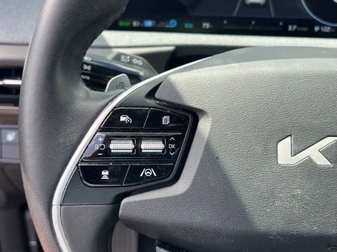 Certified 2023 Kia EV6 Light RWD image 22