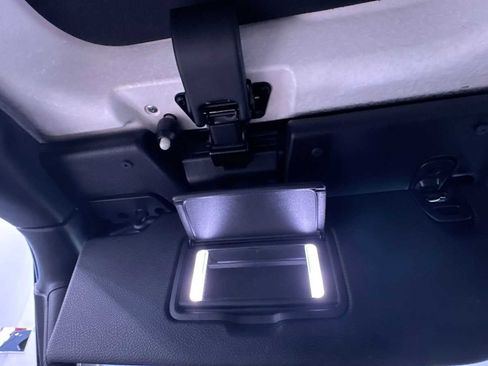 Used 2020 Jeep Wrangler Unlimited Sport image 31