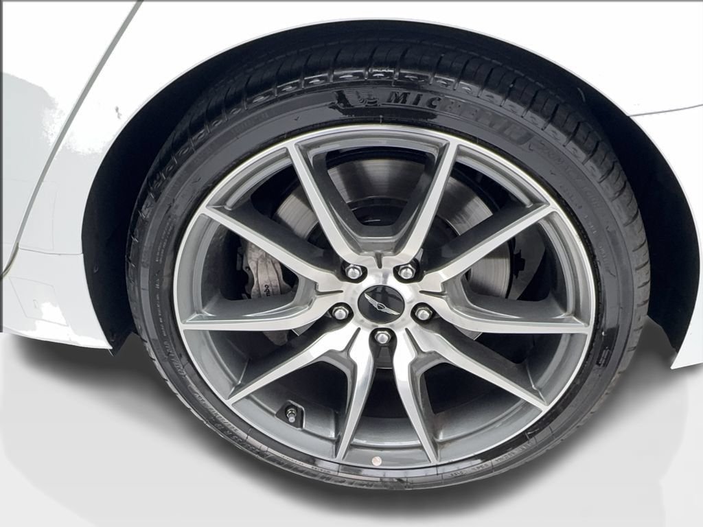 Used 2026 Genesis G70 2.5T RWD image 11