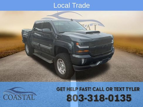Used 2018 Chevrolet Silverado 1500 LT w/ All Star Edition image 4