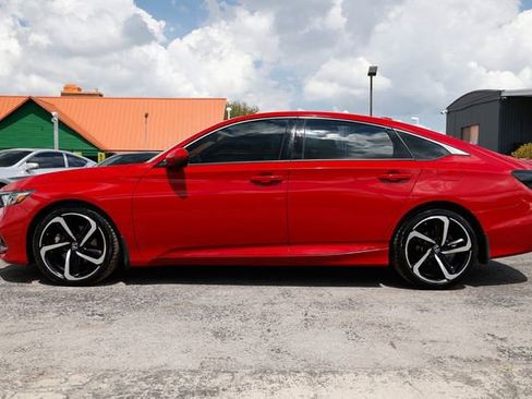 Used 2018 Honda Accord Sport image 4
