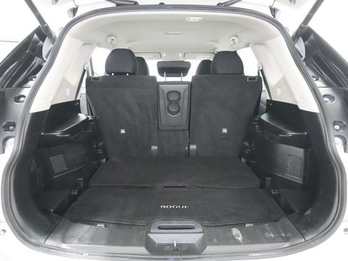 Used 2020 Nissan Rogue SV AWD/4WD image 19