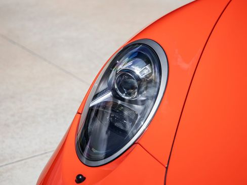 Certified 2018 Porsche 911 GT3 RWD image 24