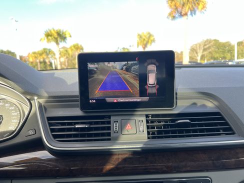 Used 2020 Audi Q5 2.0T Premium image 24