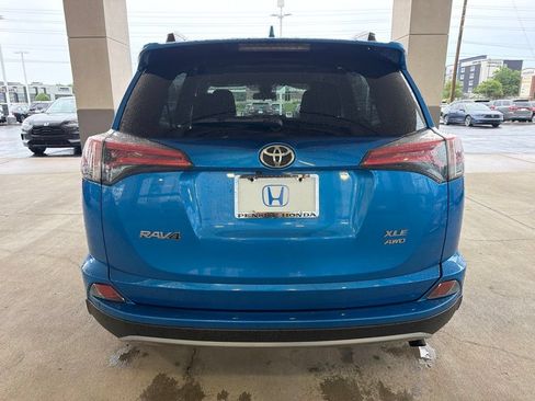 Used 2018 Toyota RAV4 XLE w/ Plus Extra Value Package AWD/4WD image 4