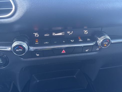 Used 2024 MAZDA CX-30 AWD 2.5 S w/ Preferred Package image 15