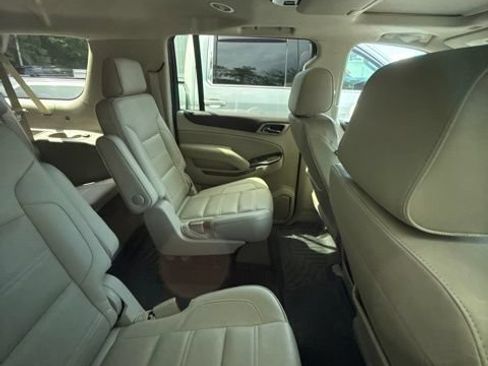 Used 2019 GMC Yukon XL Denali w/ Denali Ultimate Package AWD/4WD image 12