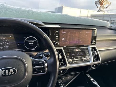 Used 2021 Kia Sorento SX Prestige image 7