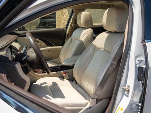 Used 2016 Buick LaCrosse Leather w/ Experience Buick Package FWD image 14