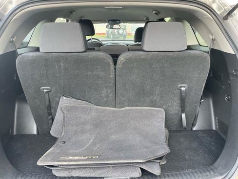 Used 2019 Kia Sorento FWD w/ LX Convenience Package image 18