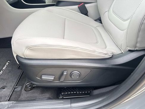 New 2026 Hyundai Tucson Limited FWD image 20