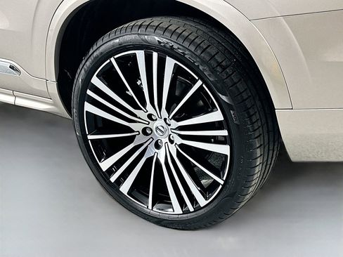 New 2026 Volvo XC90 B5 Core AWD/4WD image 9