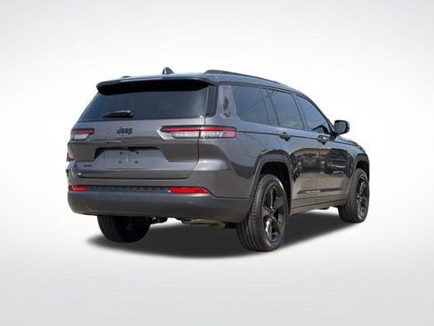 Used 2023 Jeep Grand Cherokee L Laredo AWD/4WD image 26
