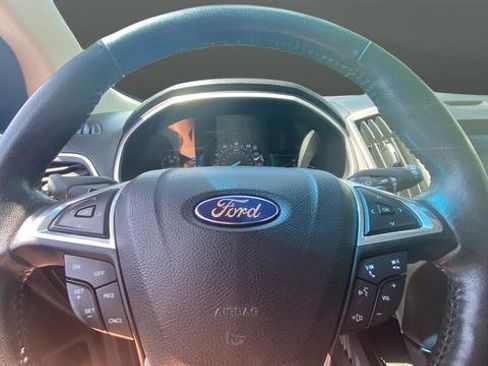 Used 2015 Ford Edge SEL w/ Equipment Group 201A AWD/4WD image 16