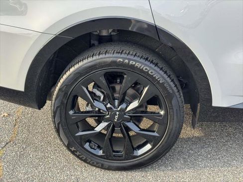 Used 2023 Kia Sorento SX image 7