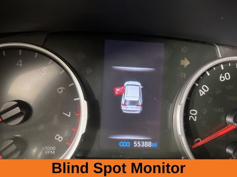 Used 2021 Toyota RAV4 XLE AWD/4WD image 13
