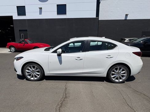 Used 2016 MAZDA MAZDA3 s Grand Touring FWD image 10