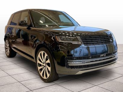 New 2025 Land Rover Range Rover SE