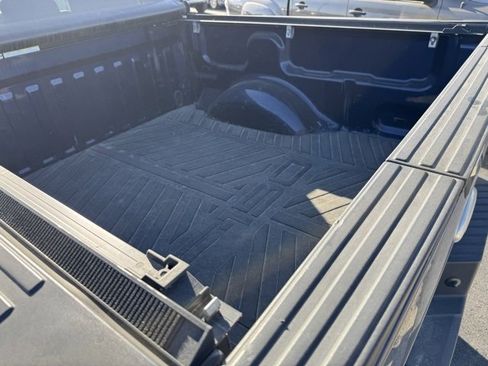 Used 2011 Ford F150 XLT w/ XLT Chrome Pkg image 36