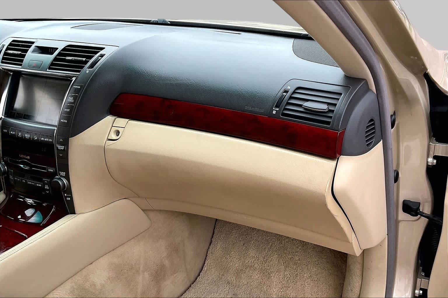 Used 2007 Lexus LS 460 RWD image 18