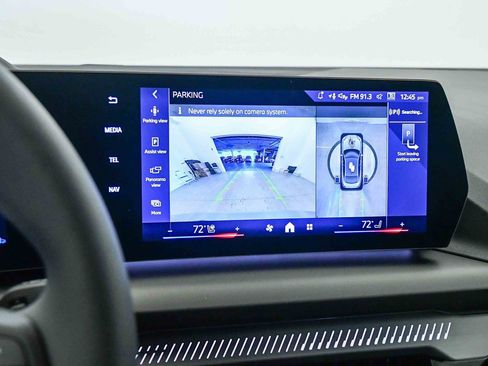 New 2026 BMW 228i xDrive w/ Technology Package image 24