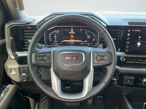 Used 2026 GMC Sierra 1500 Elevation AWD/4WD image 9