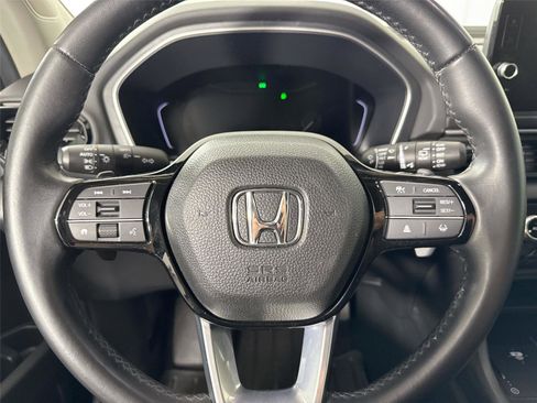 Used 2025 Honda Pilot EX-L image 16