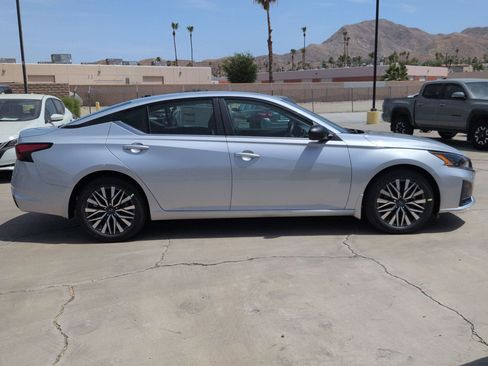 New 2026 Nissan Altima 2.5 SV FWD image 5