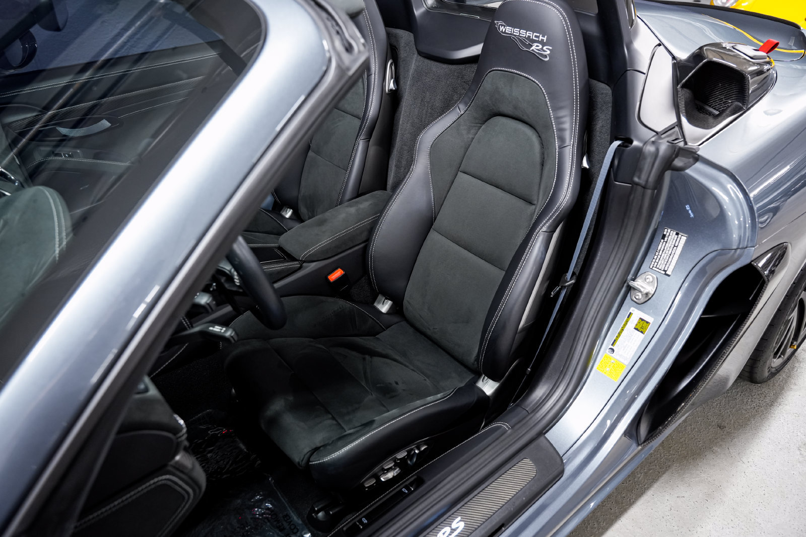 Used 2024 Porsche 718 Boxster Spyder RS RWD image 21