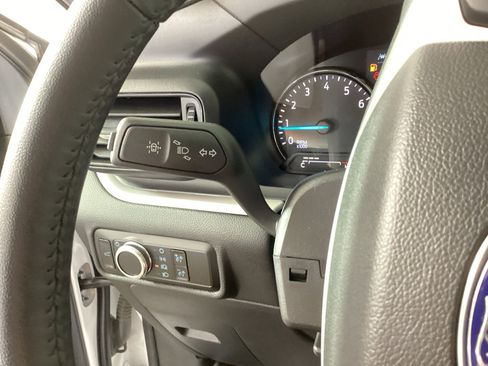Used 2023 Ford Explorer XLT AWD/4WD image 21