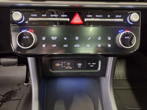 New 2026 Hyundai Tucson Limited image 34