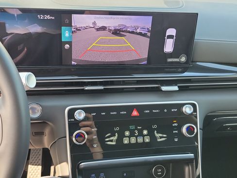 Certified 2025 Genesis GV80 2.5T Standard image 12