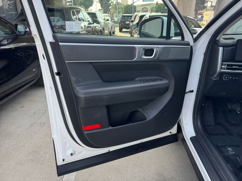 Used 2025 Hyundai Santa Fe SEL image 20