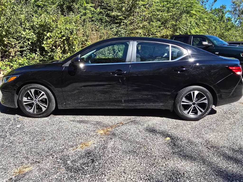 Used 2023 Nissan Sentra SV FWD image 3