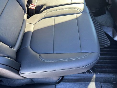 Used 2020 Chevrolet Silverado 1500 LTZ w/ LTZ Premium Package image 19