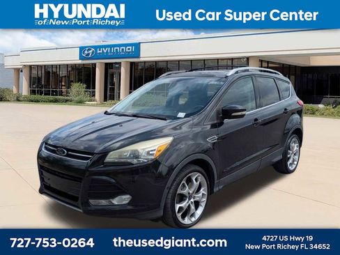 Used 2015 Ford Escape Titanium w/ Equipment Group 301A FWD image 1