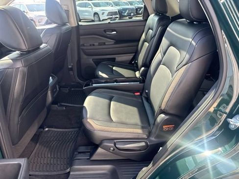Used 2023 Nissan Pathfinder SL w/ SL Premium Package AWD/4WD image 28