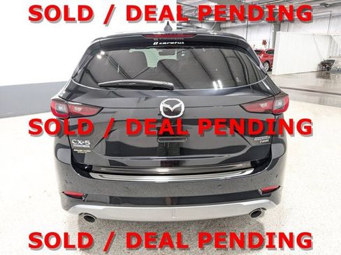 Used 2025 MAZDA CX-5 Signature AWD/4WD image 4