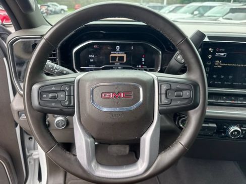 Used 2025 GMC Sierra 1500 SLT AWD/4WD image 17