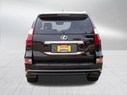 Used 2021 Lexus GX 460 Luxury w/ Sport Design Package AWD/4WD image 6