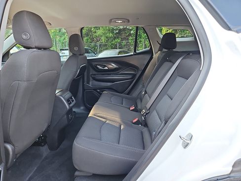 Used 2023 GMC Terrain SLE w/ Driver Convenience Package AWD/4WD image 12